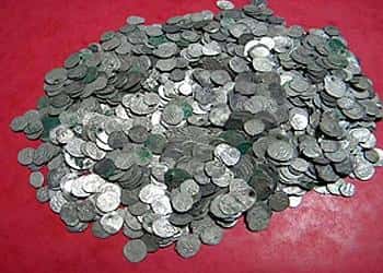 hoards-of-medieval-silver-coins-2