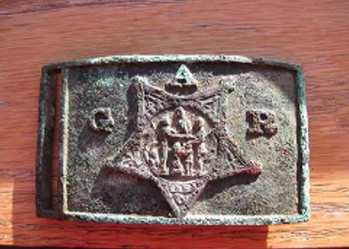 found-an-1887-morgan-silver-dollar-with-v3i-1