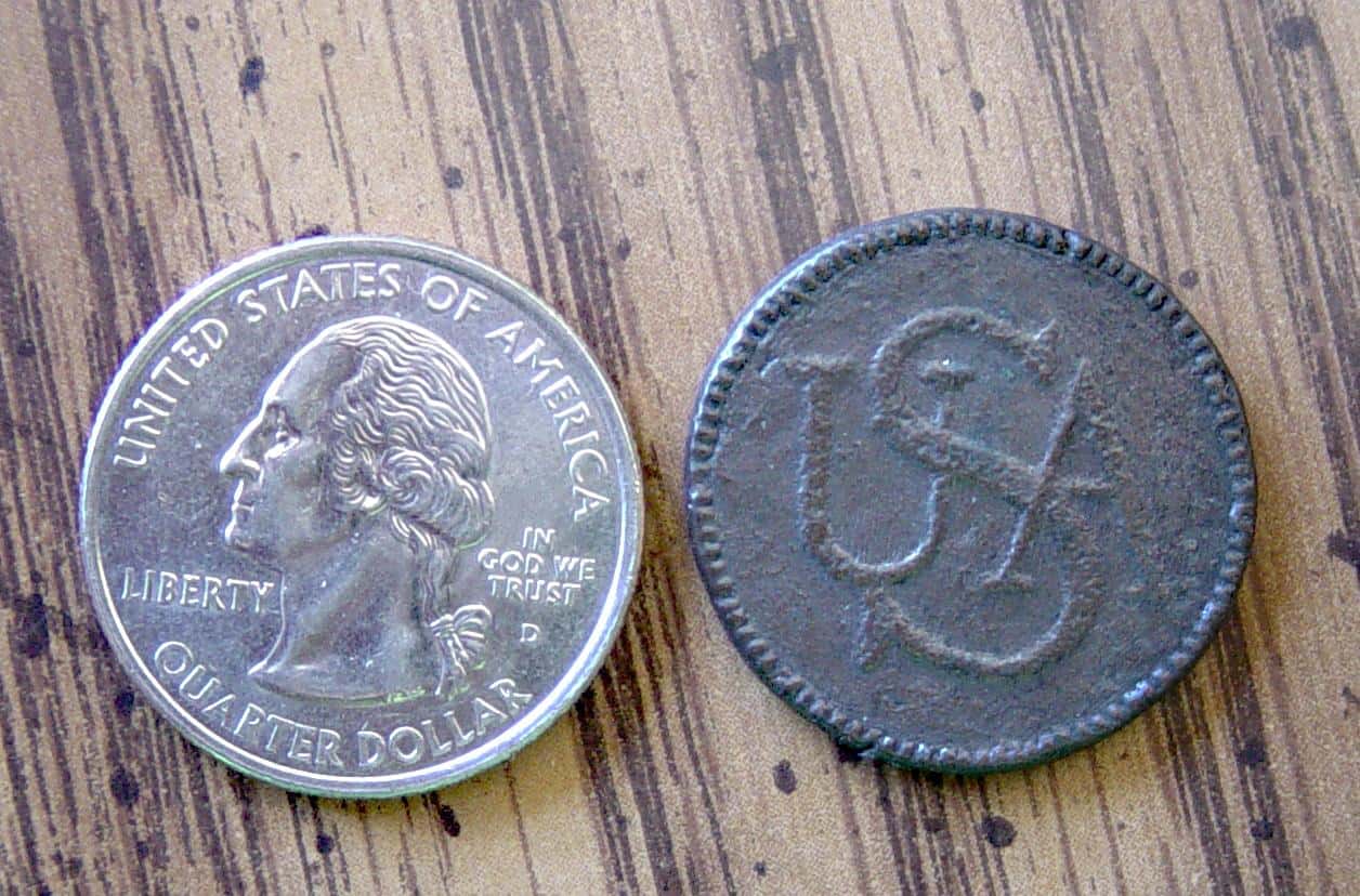 ace250-finds-coat-button-1