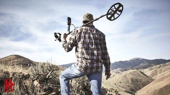 Equinox 800 Metal Detector