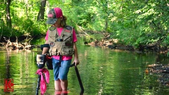 Little Dirt Digger Emily Copeland Taking Her Hobby To The Creek