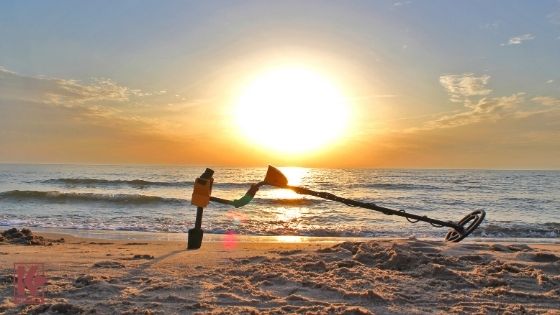 Very Low Frequency Metal Detector